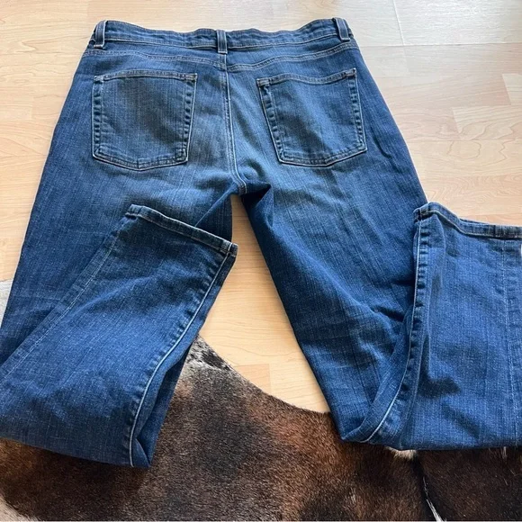 EILEEN FISHER Straight Leg Jeans Size 8 - Picture 8 of 8